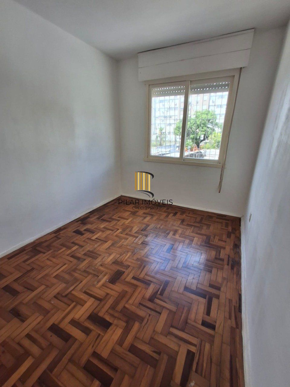 Apartamento á venda 59m², 2 dormitórios no Passo da Areia