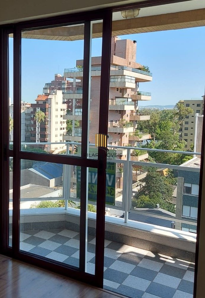 Apartamento de 3 dormitórios, elevador e 1 vaga de garagem em Canoas.