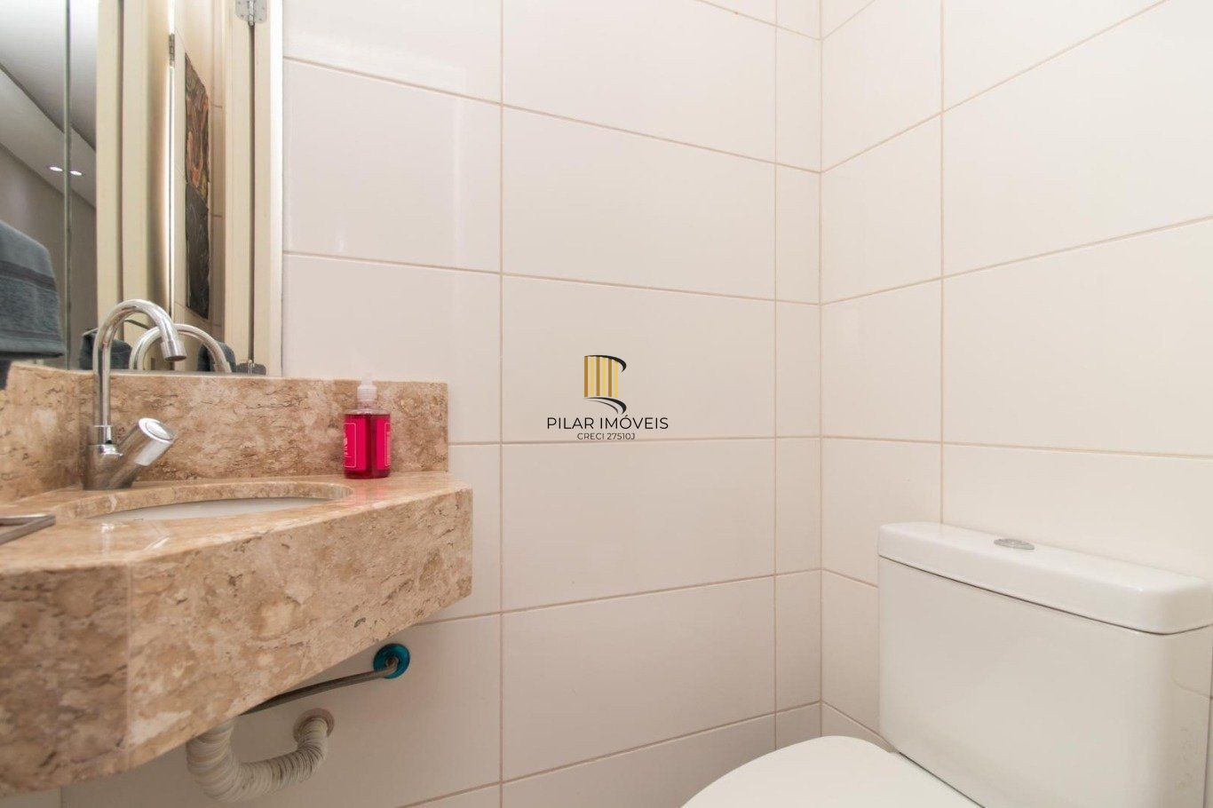 Apartamento com 1 quarto, 1 vaga e elevador no Bairro Cidade Baixa