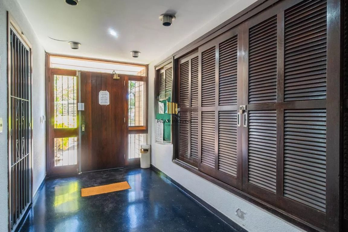 Apartamento 1 quarto, mobiliado e com 2 vagas de garagem no bairro Santana