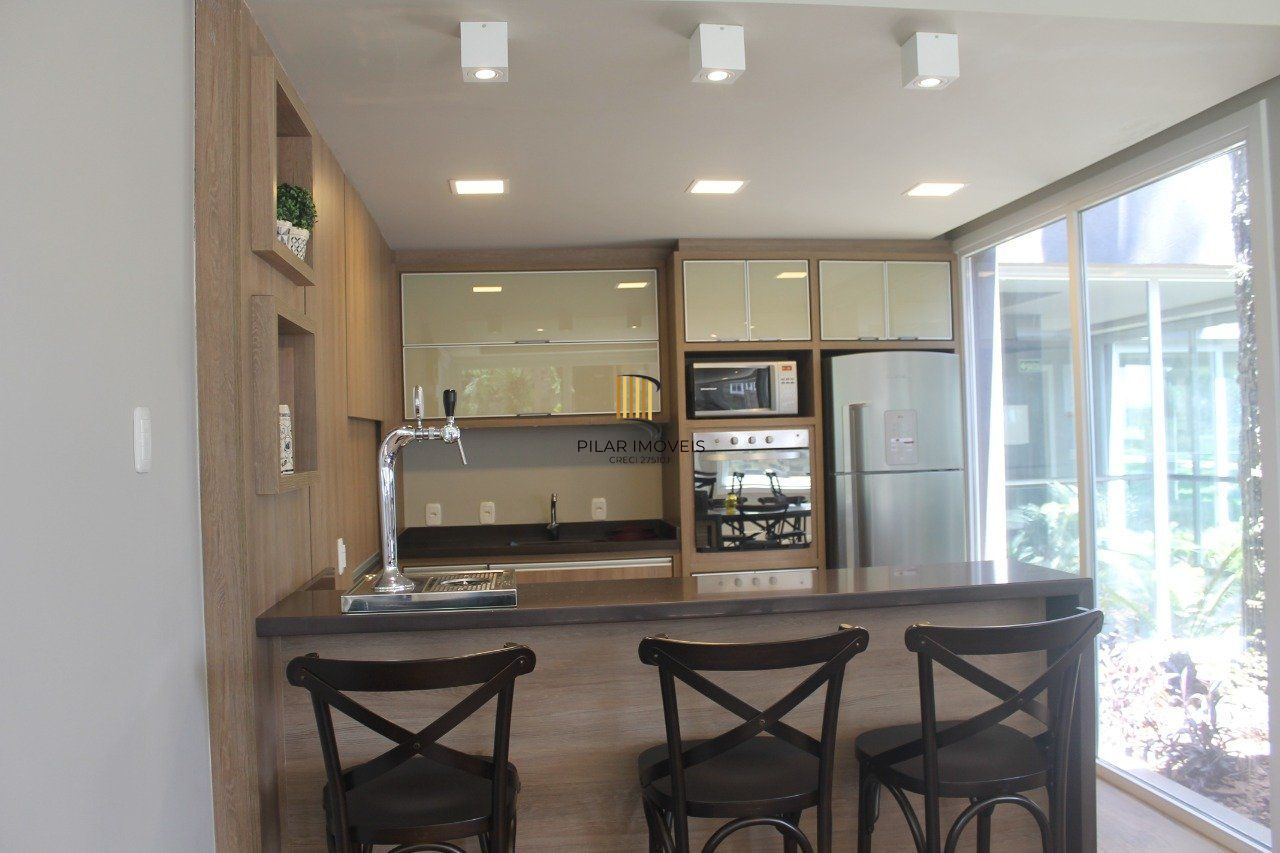 Apartamento,Lage de Pedra em Gramado, 2 dormitorios e churrasqueira.