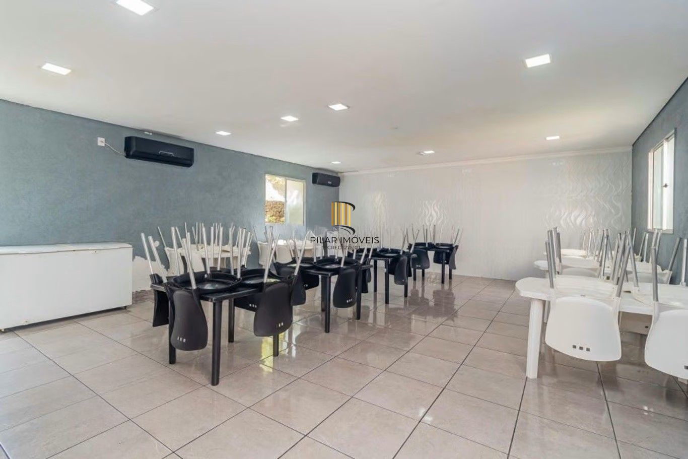 Apartamento térreo, 2 quartos, vaga e  piscina no bairro Jardim Itu