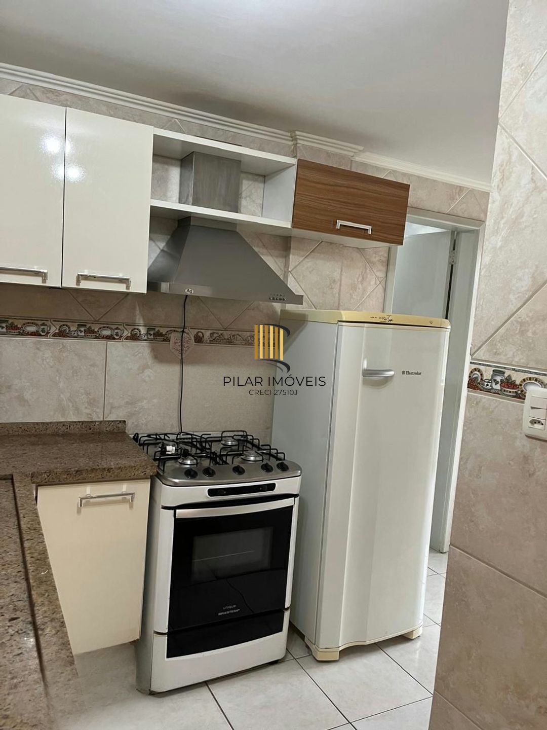 Apartamento de 2 dormitórios e 1 vaga de garagem em Canoas.