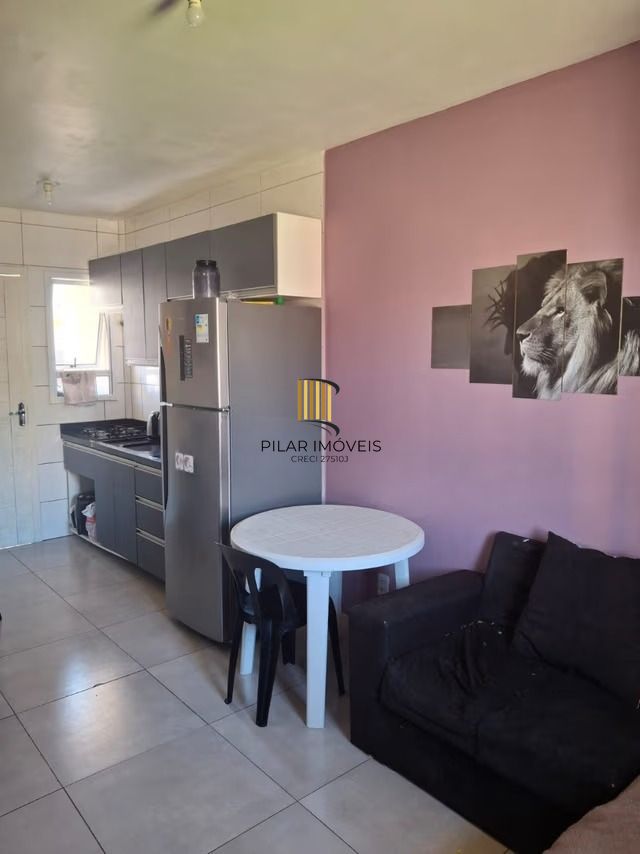 Casa em condomínio de 2 quartos, 1 vaga de garagem em Cachoeirinha.