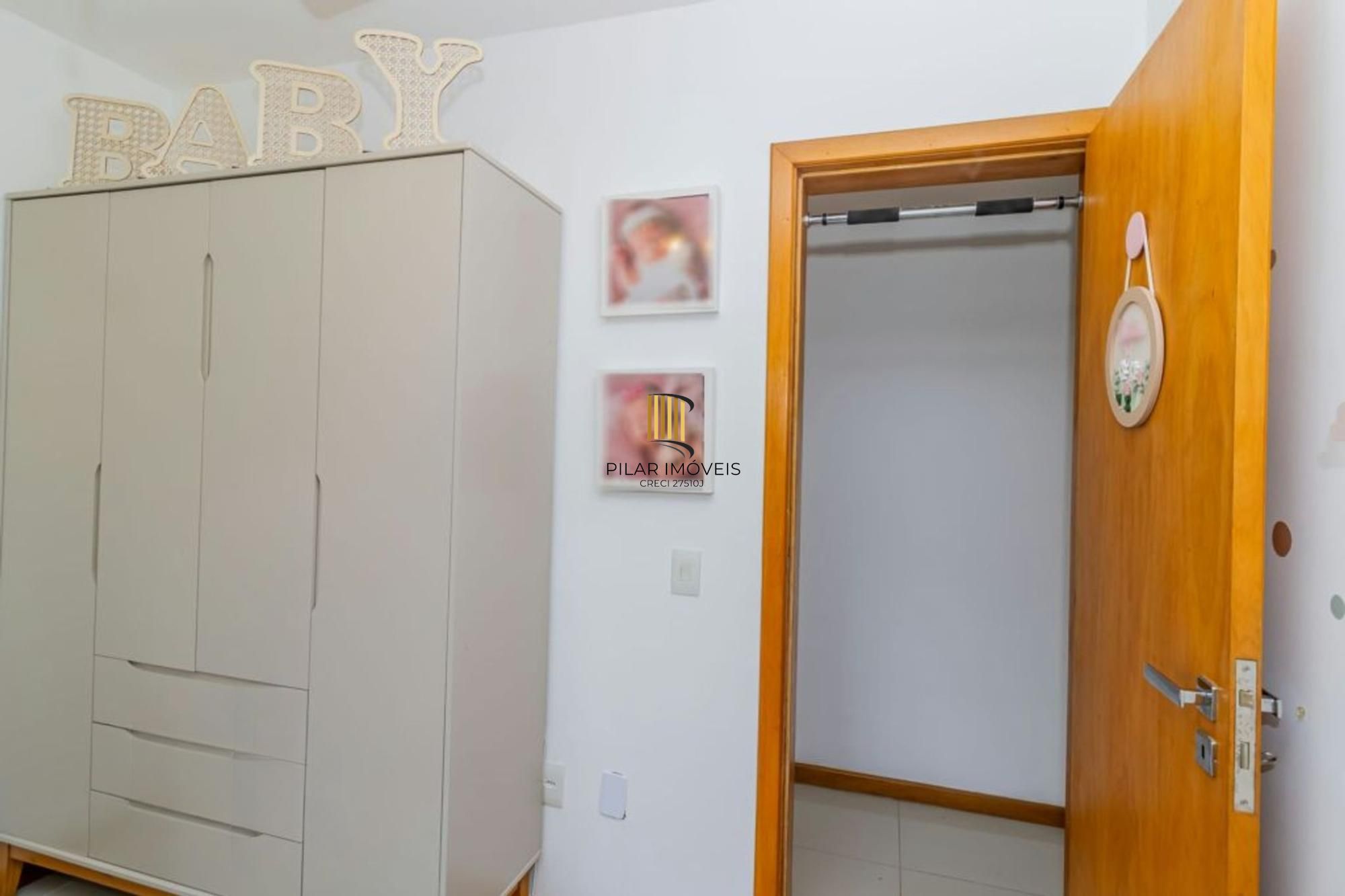 Casa em Condomínio à venda com 2 quartos 212 m² no Tristeza