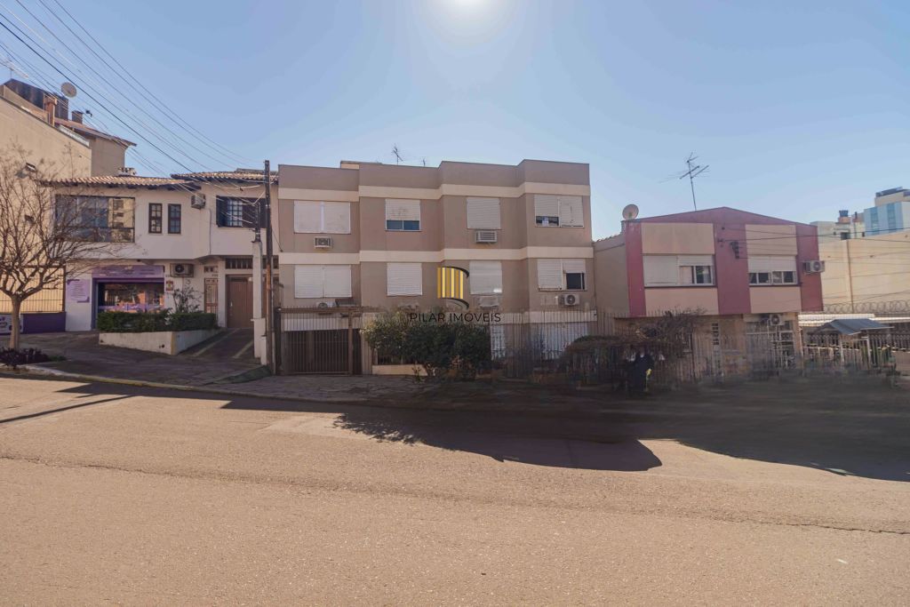 Apartamento com 2 quartos e 58m² à venda em Passo da Areia, Porto Alegre.