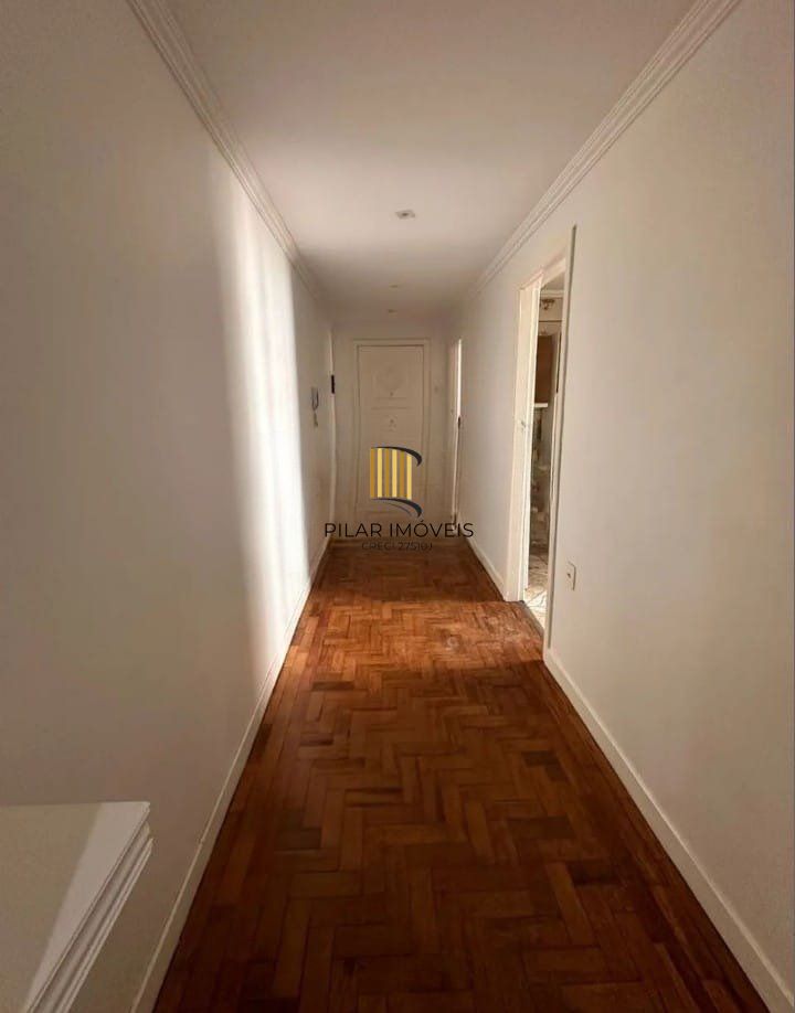 Apartamento com 4 quartos e elevador no bairro Centro Histórico