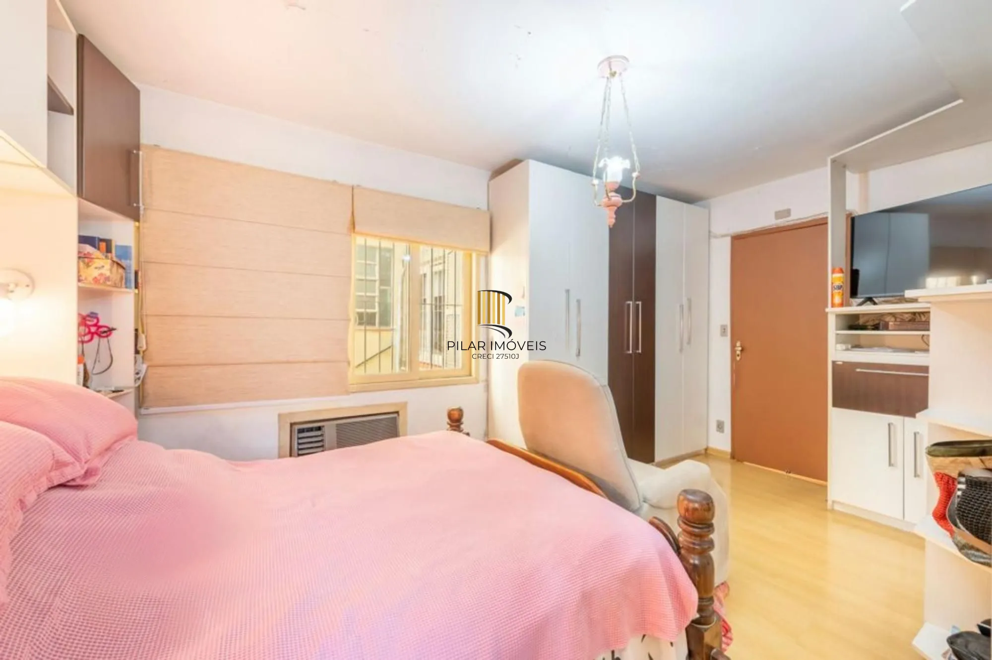 Casa 3 quartos, 2 suítes, 3 vagas no Rio Branco