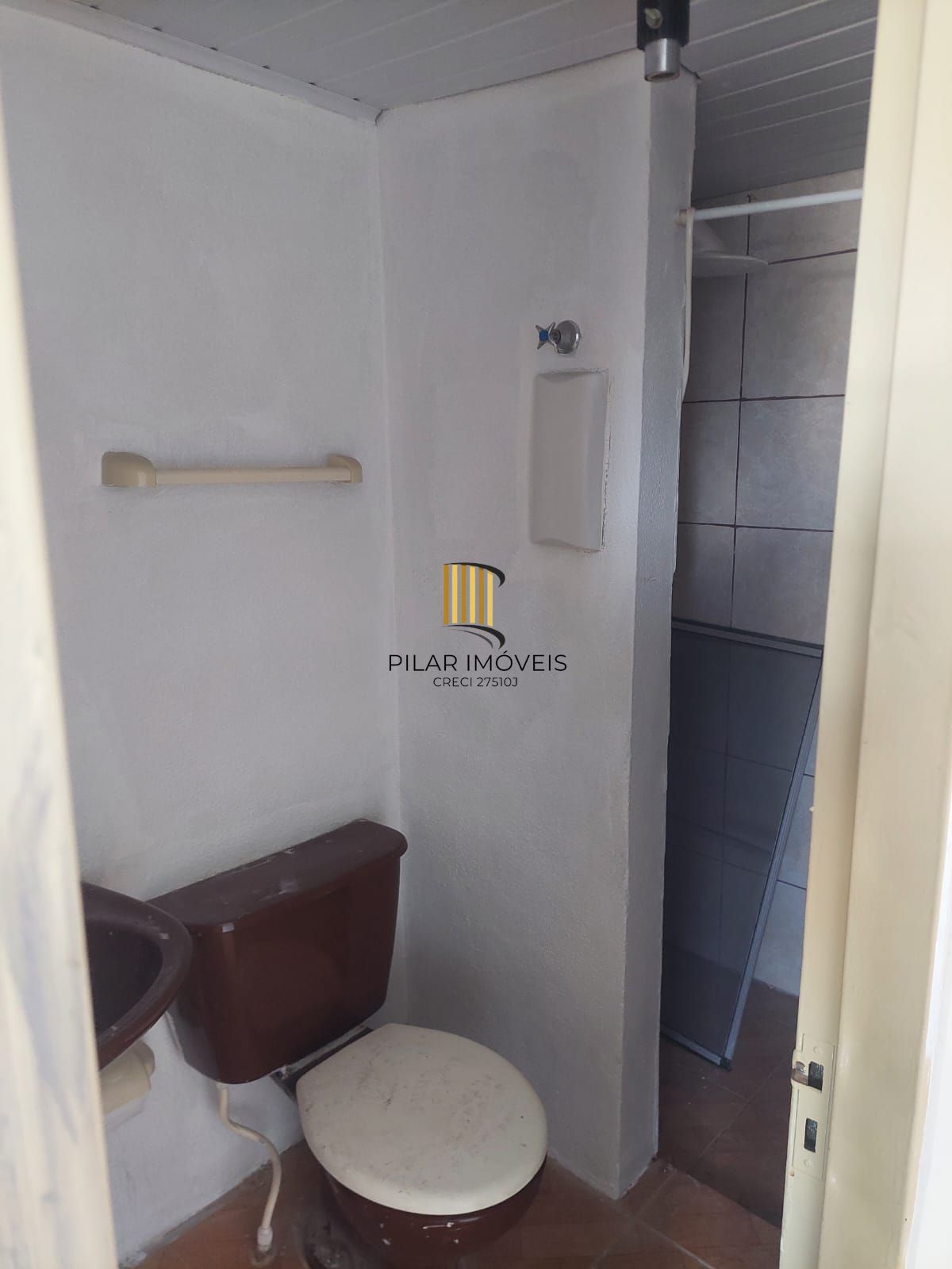 Kitnet / JK / Studio, 1 dormitórios, 31 m², em Humaitá