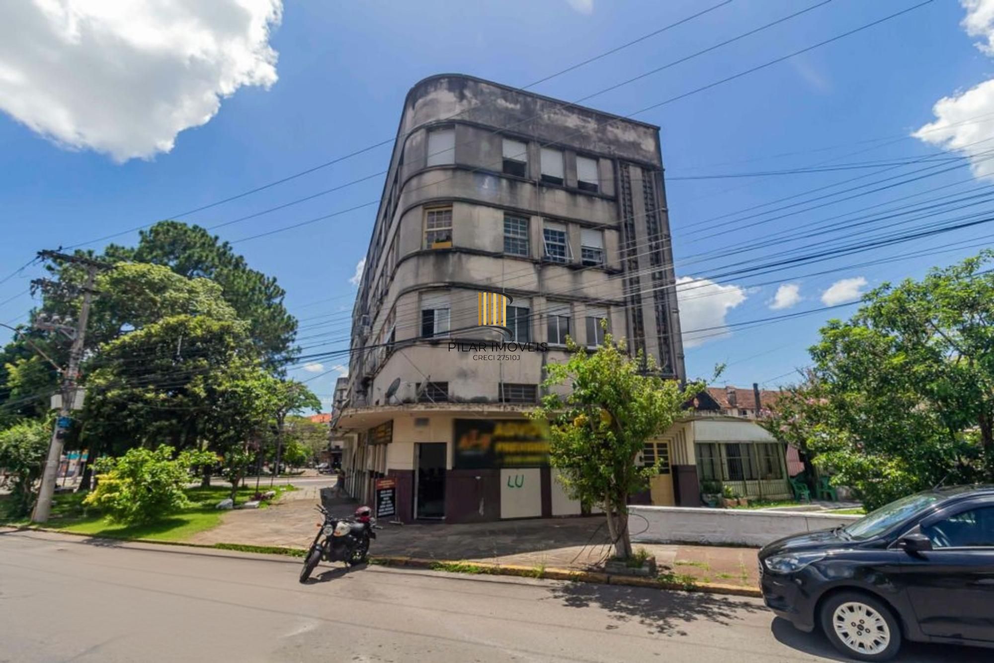 Apartamento semi mobiliado de 2 quartos no bairro Passo da Areia