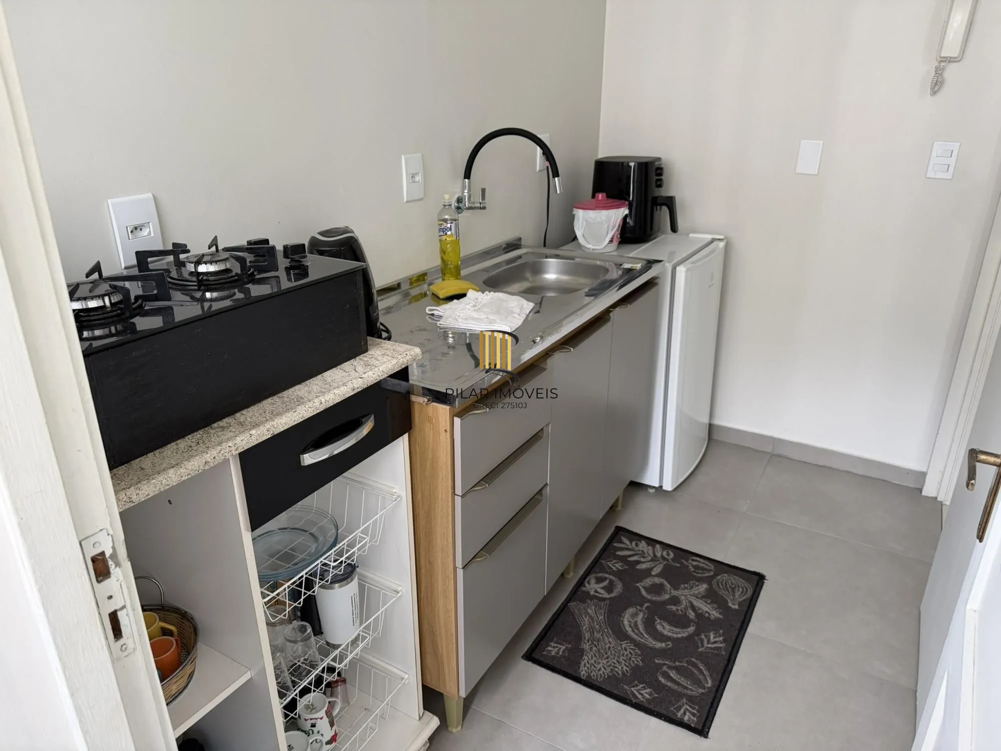 Apartamento 1 dormitório na rua Irmão José Otão, Independência