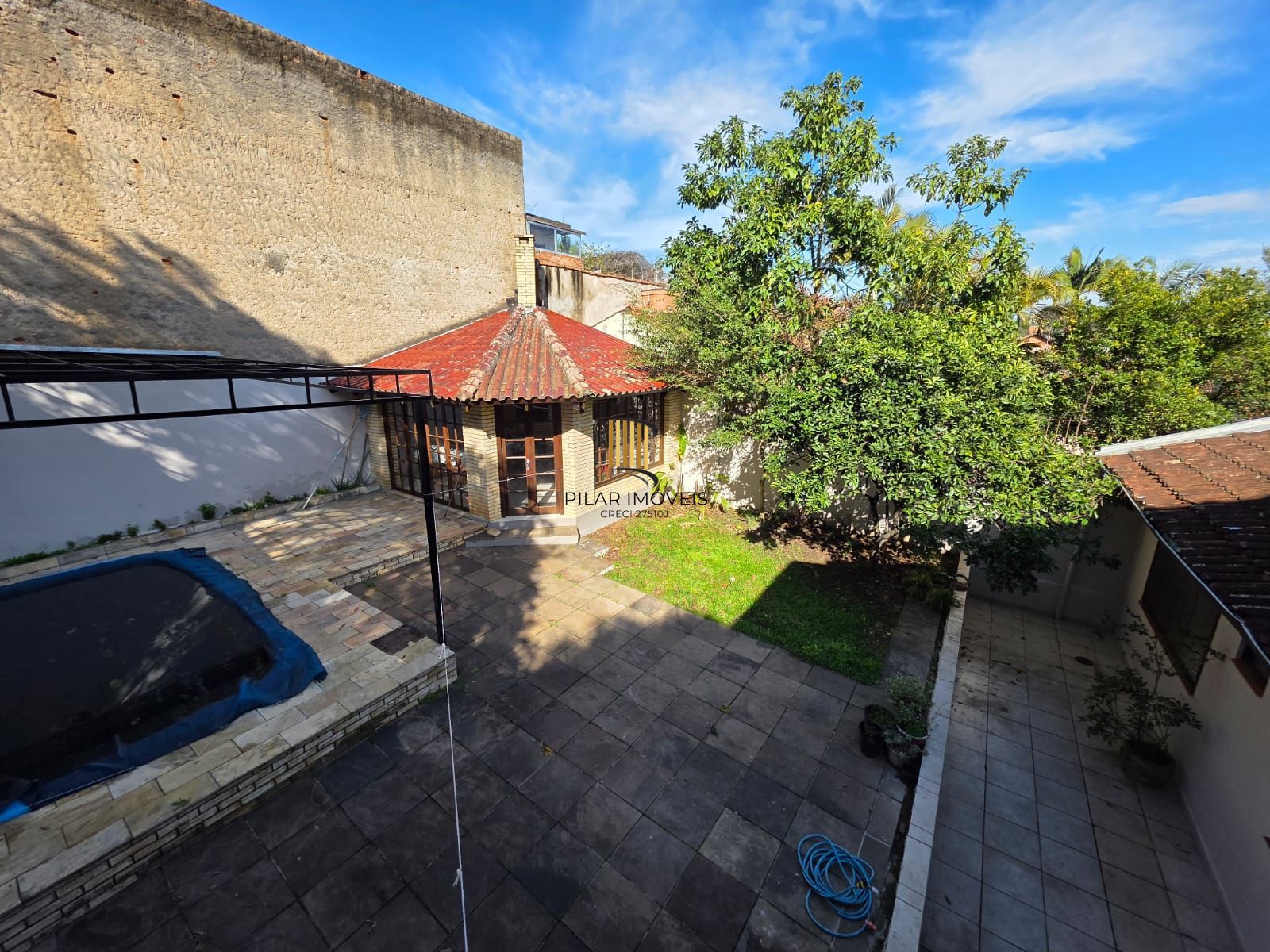 Casa de 3 dormitório no bairro Jardim do Salso