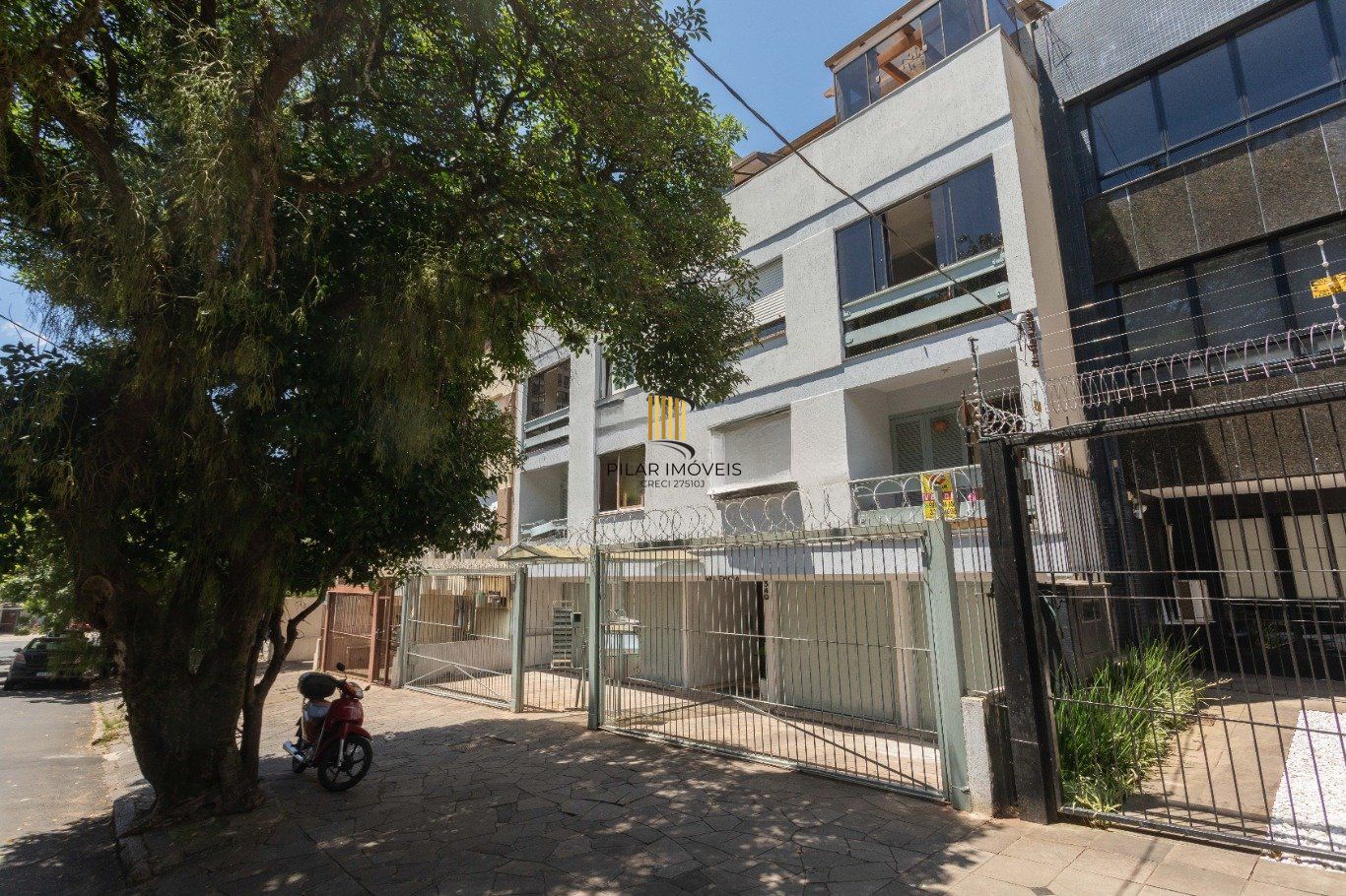 Apartamento com 2 quartos e 75m² à venda em Petrópolis, Porto Alegre.