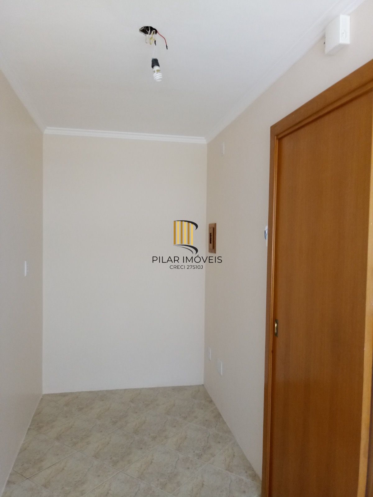 Apartamento com 2 quartos com closet à venda 1 vaga de garagem Elevador Sarandi