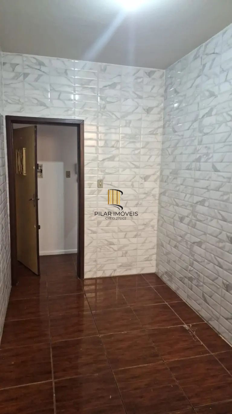 Apartamento térreo com Pátio com 2 quartos e 66m² à venda em Cristo Redentor