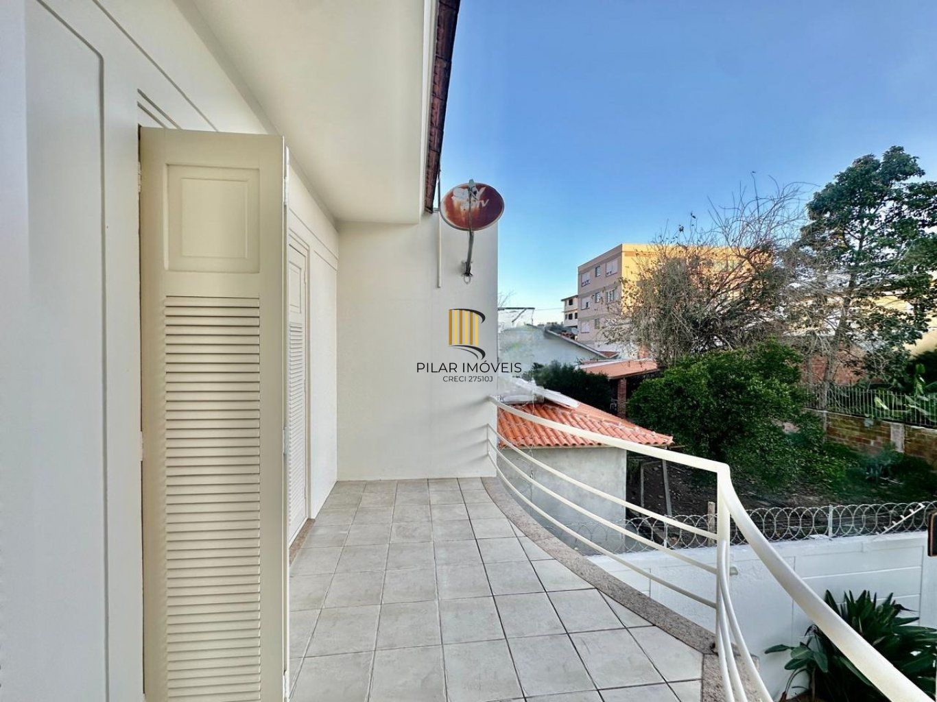 Casa de 3 dormitórios, 2 vagas de garagem em Canoas