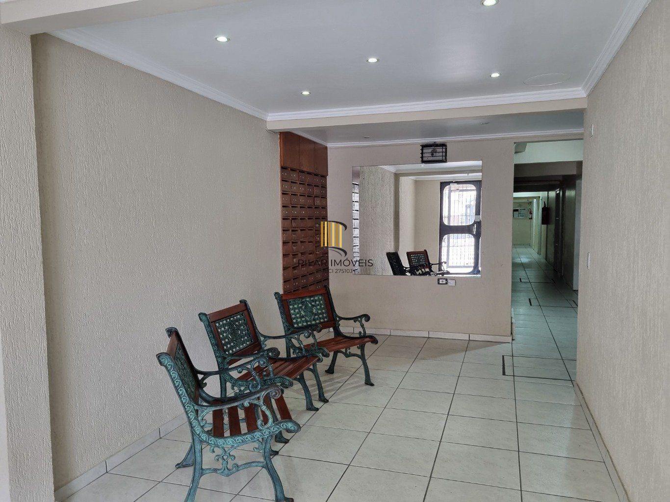 Apartamento semi mobiliado JK de 1 dormitório no Bairro Cidade Baixa