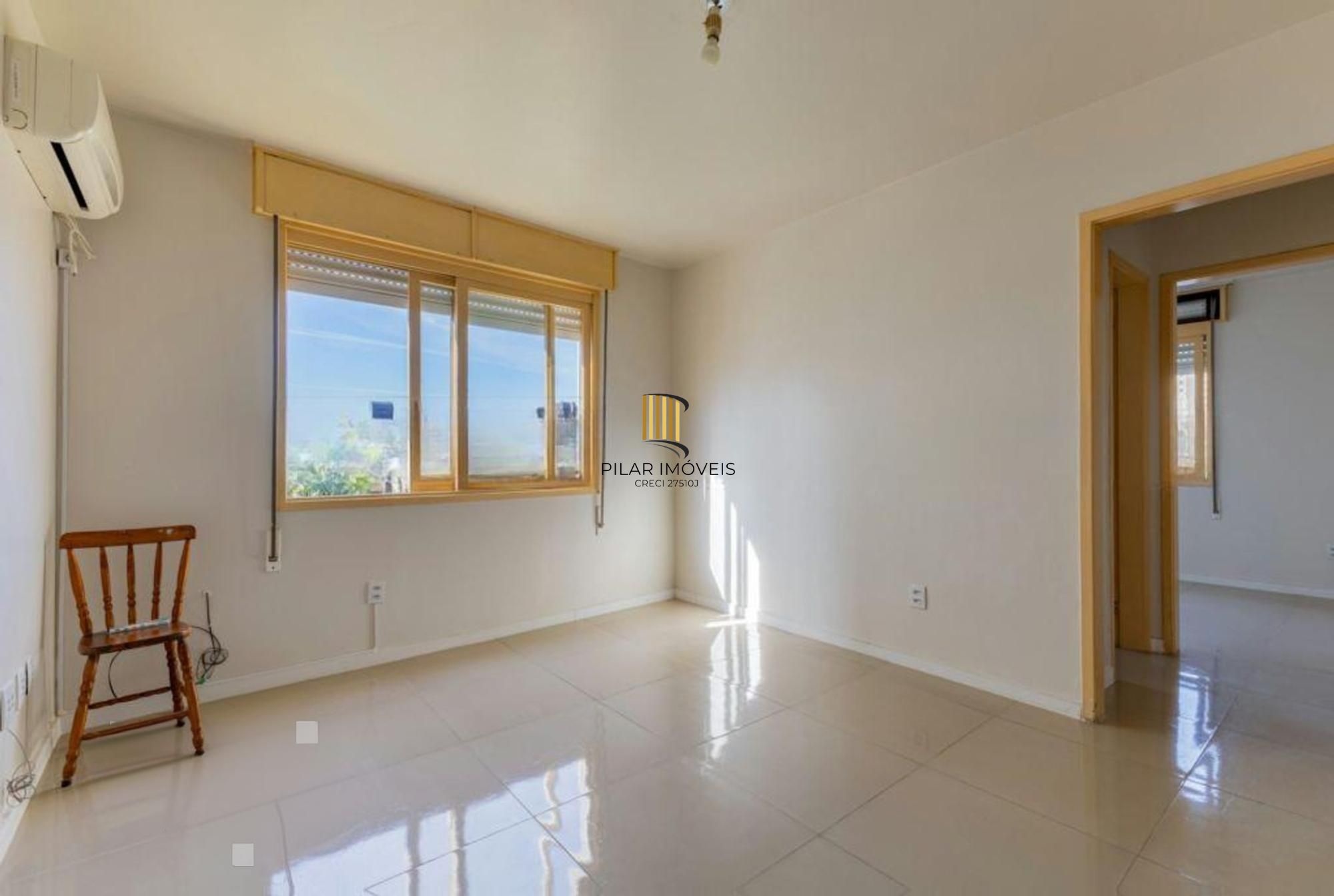 Apartamento com 2 quartos, vaga coberta e sol da manha no bairro Santana