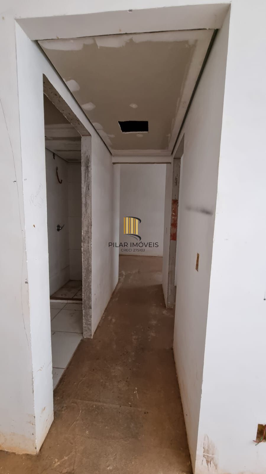 Apartamento 2 quartos, vaga, churrasqueira e elevador no bairro Parque Santa Fé
