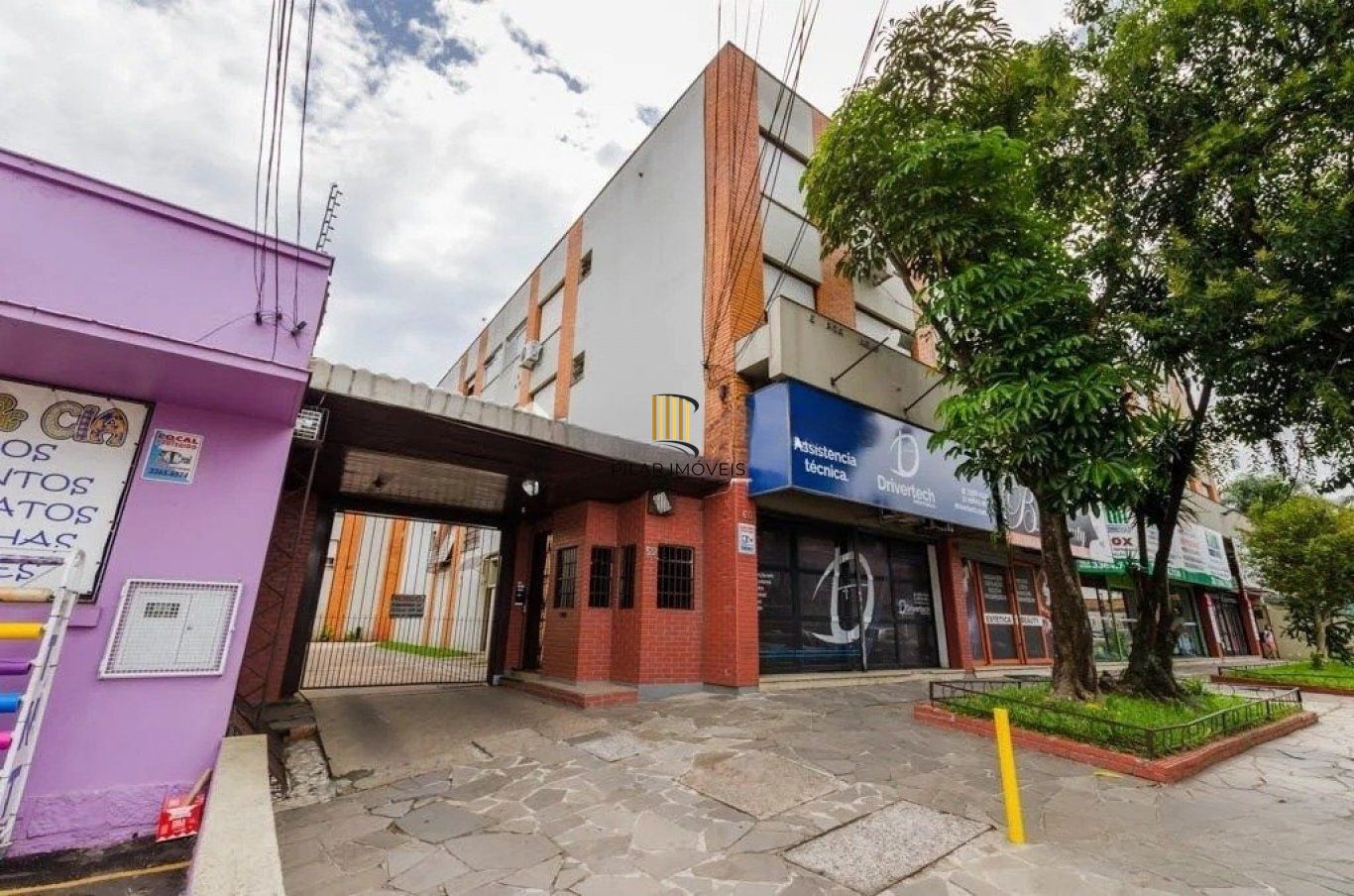 Apartamento de 2 dormitórios no bairro Sarandi Porto Alegre