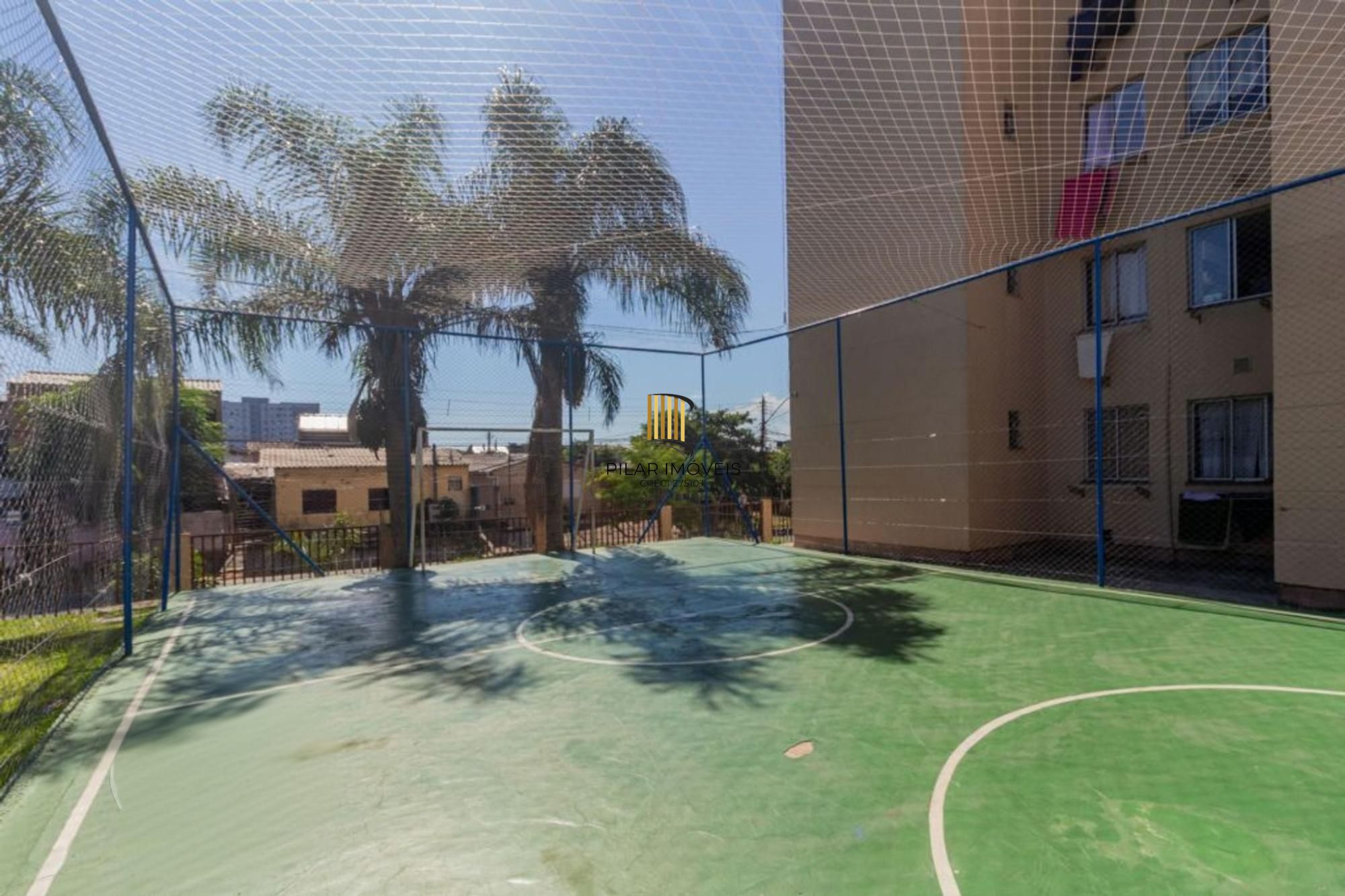 Apartamento com 2 quartos, vaga e salão de festa no bairro Passo das Pedras.