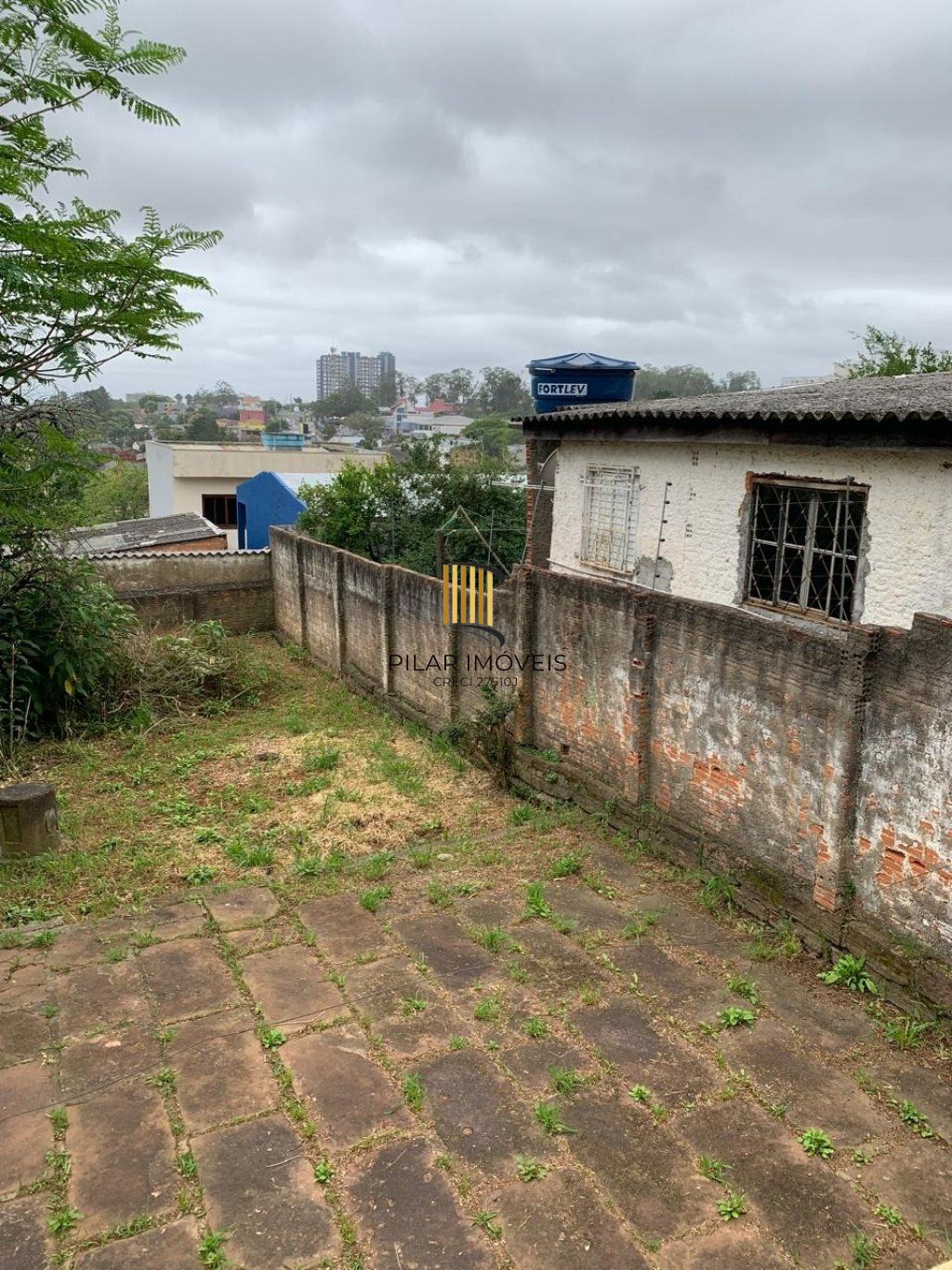 Casa de 2 quartos no bairro Morro Santana