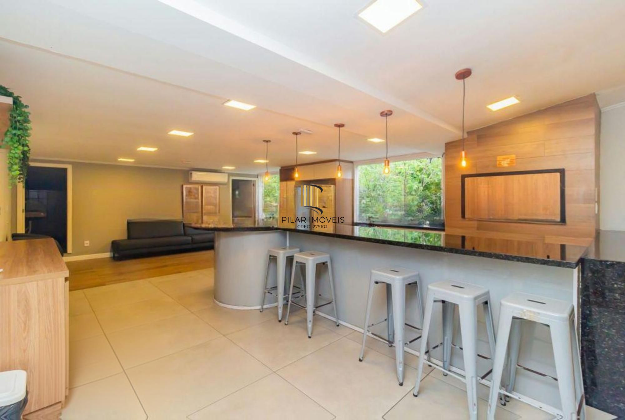 Apartamento de 3 dormitórios, 2 vagas, elevador no bairro Jardim Botânico