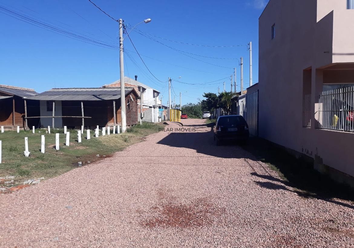 Casa 3 dormitórios no Bairro Ponta Grossa