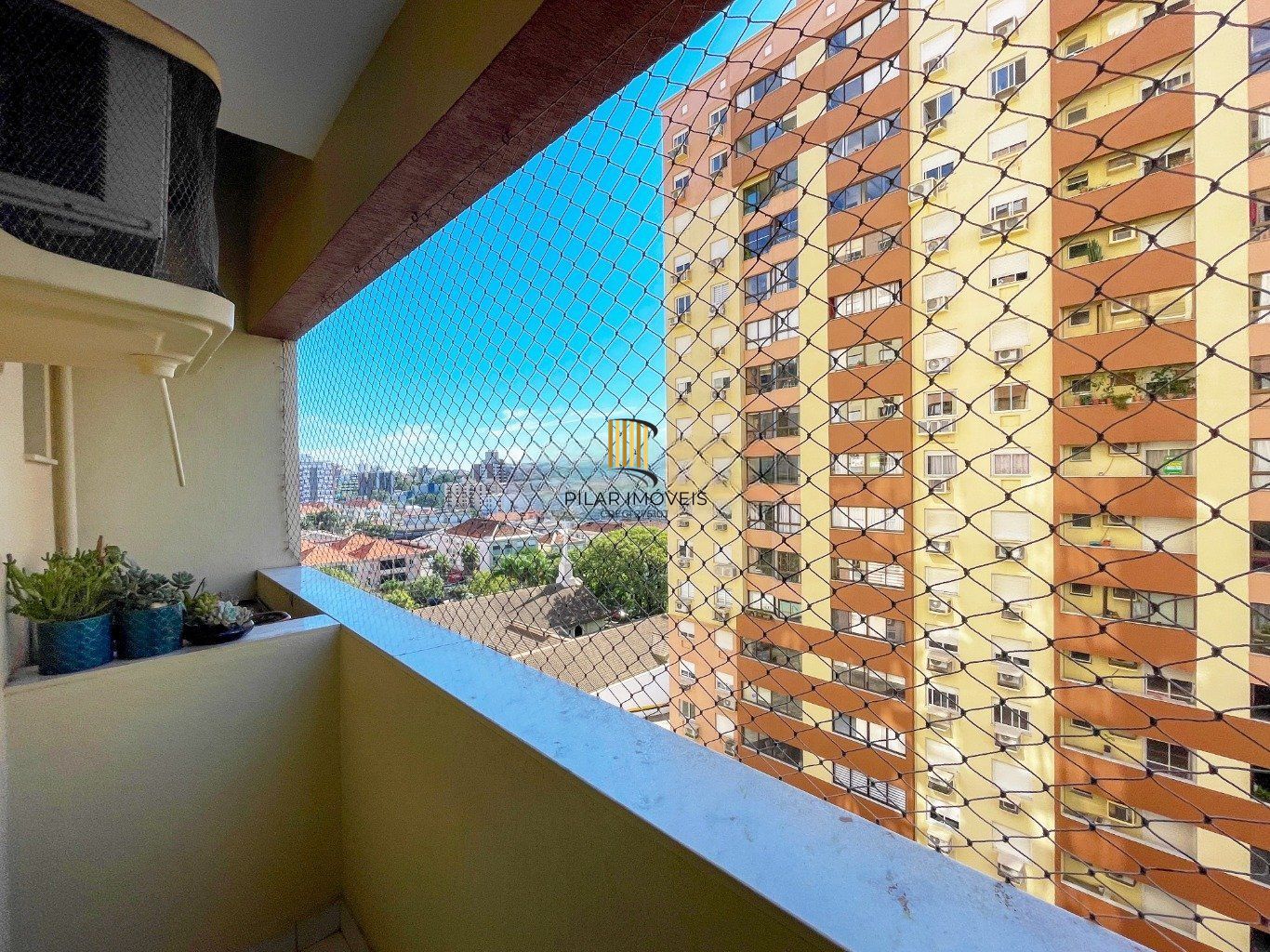 Apartamento 3 Dormitórios com Suíte e 2 Vagas na Vila Ipiranga