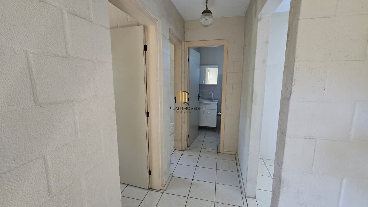 Apartamento com 2 quartos e portaria 24hr no bairro Lomba do Pinheiro