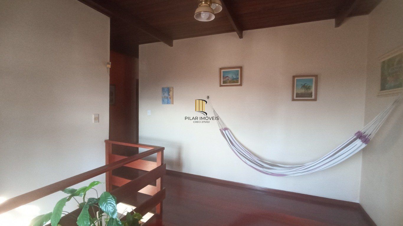 Casa de 3 dormitórios bairro Santa Fé