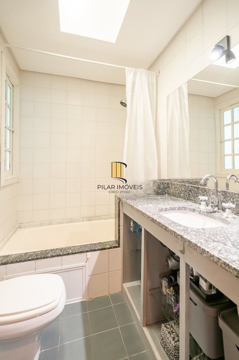 Apartamento com 2 quartos e 82m² à venda em Petrópolis, Porto Alegre.