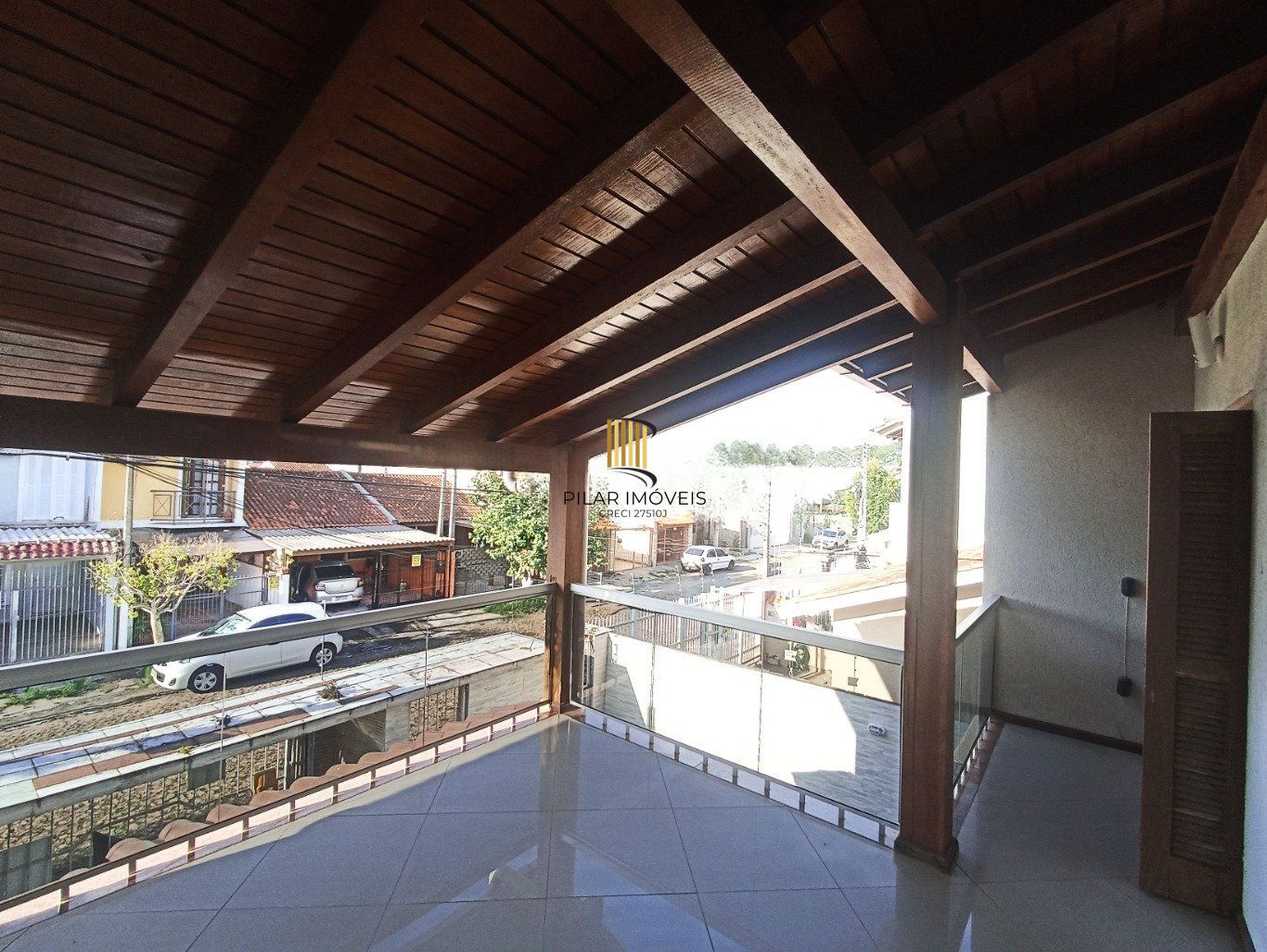 Casa de 3 dormitórios e 2 vagas de Garagem em Canoas.