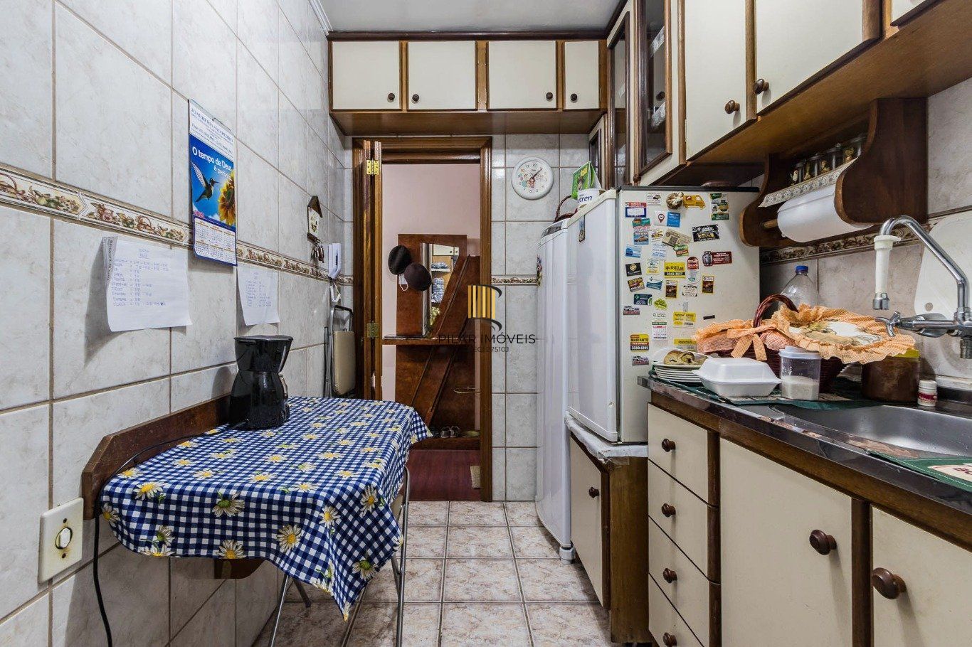 Apartamento 2 quartos, 1º andar, sol da manhã, vaga coberta