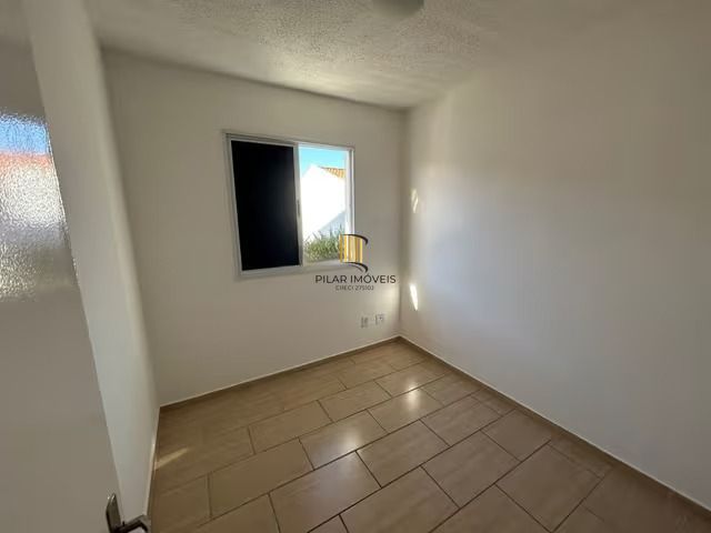 Casa em condomínio de 2 quartos 1 vaga de garagem em Canoas.