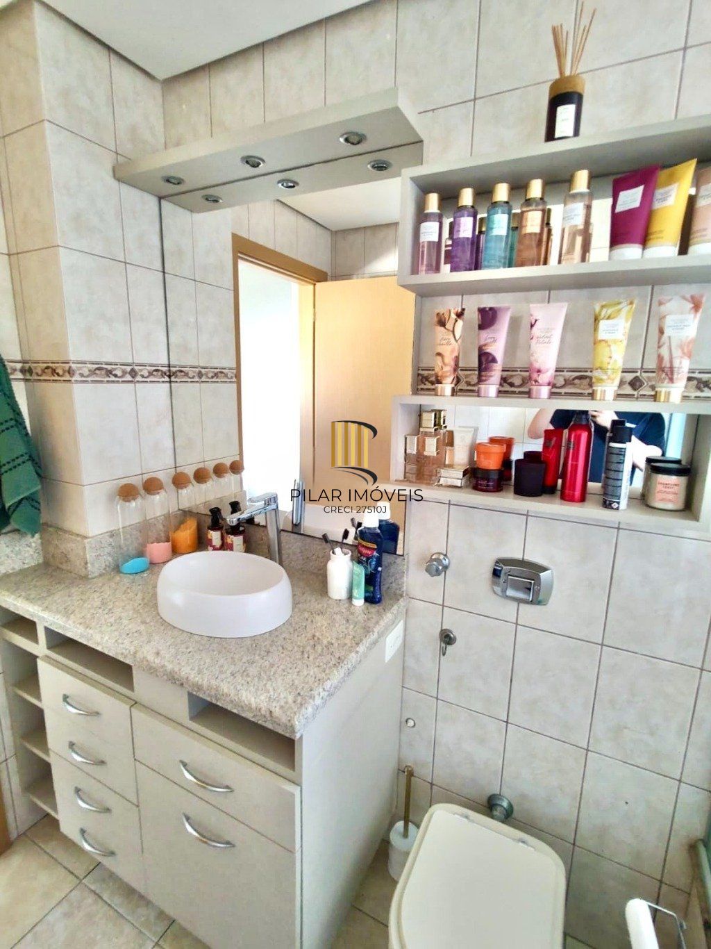 Apartamento com 3 quartos, 1 vaga de garagem com elevador em Canoas.