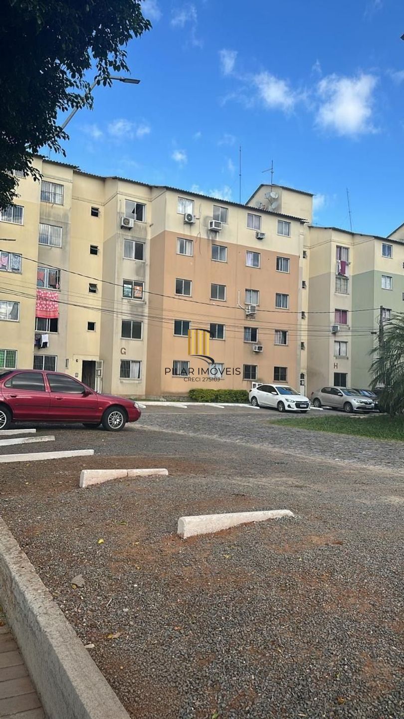 Apartamento com 2 quartos e 1 vaga de garagem no bairro Olaria em Canoas.