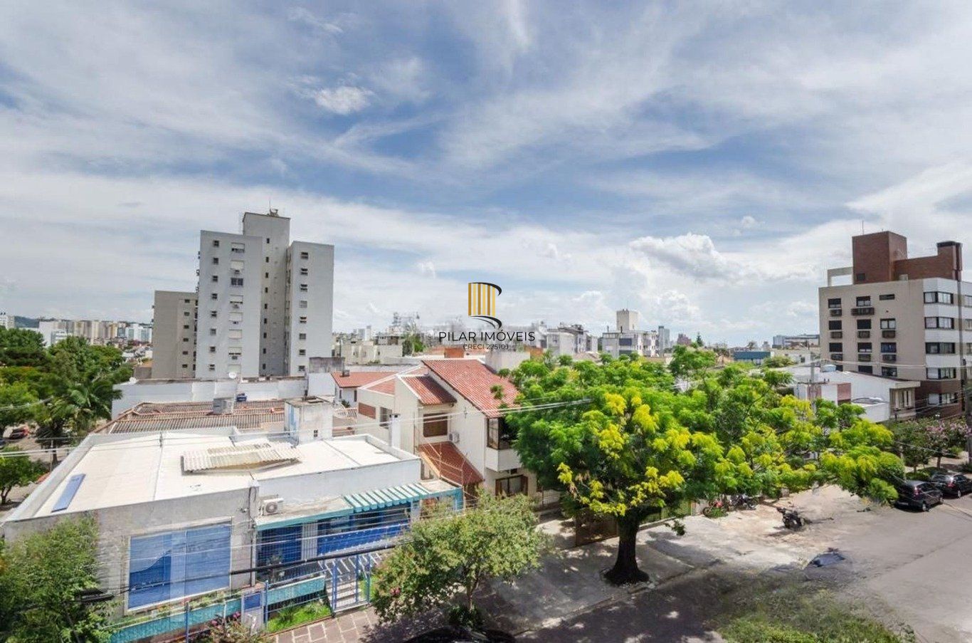 Apartamento com 3 dormitórios em prédio com elevador no Bairro Santa Cecília