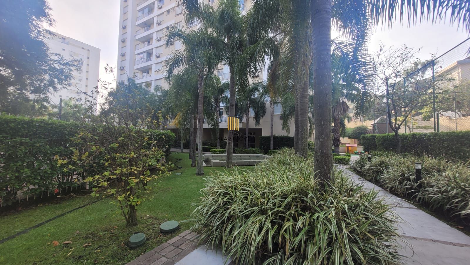 Apartamento mobiliado de 2 quartos, elevador e 1 vaga Jardim Lindóia