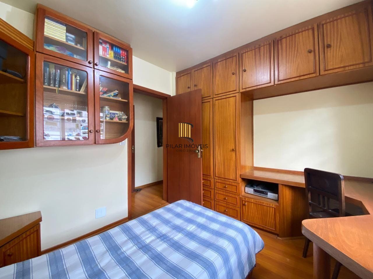 Apartamento com 3 quartos, 1suíte, 3 vagas e 146m² à venda em Bela Vista.