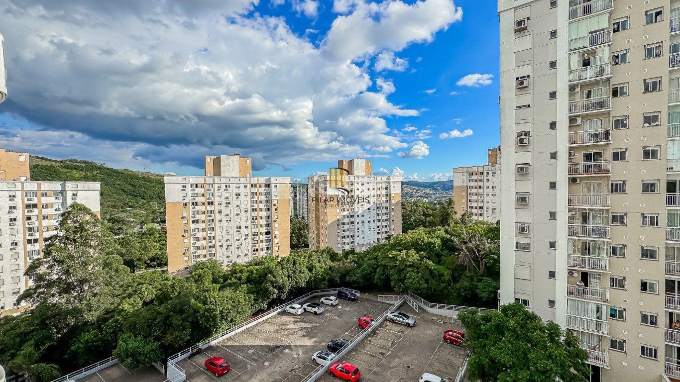 Apartamento com 2 quartos e 61m² à venda no Jardim Carvalhos em Porto Alegre.