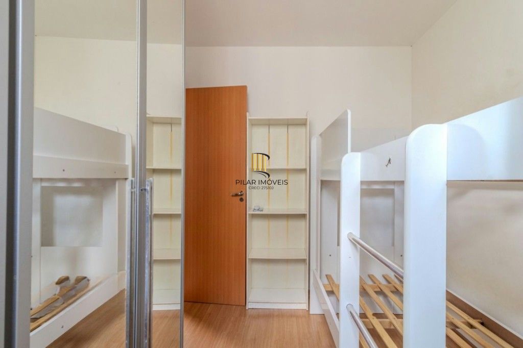 Apartamento 2 dormitórios, 1 vaga e elevador no Morro Santana.