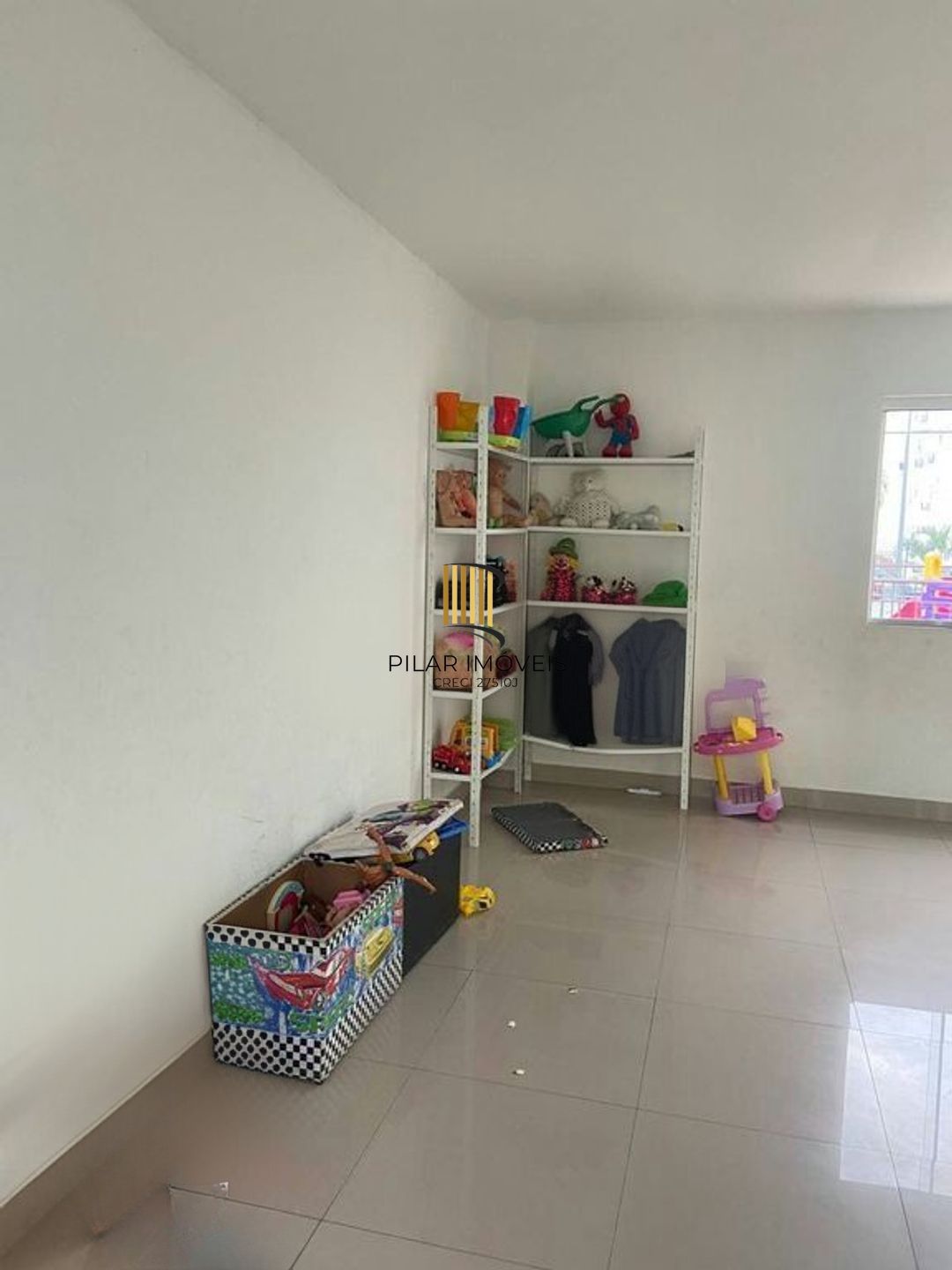 Apartamento de 2 dormitórios, piscina e 1 vaga de garagem em Canoas.