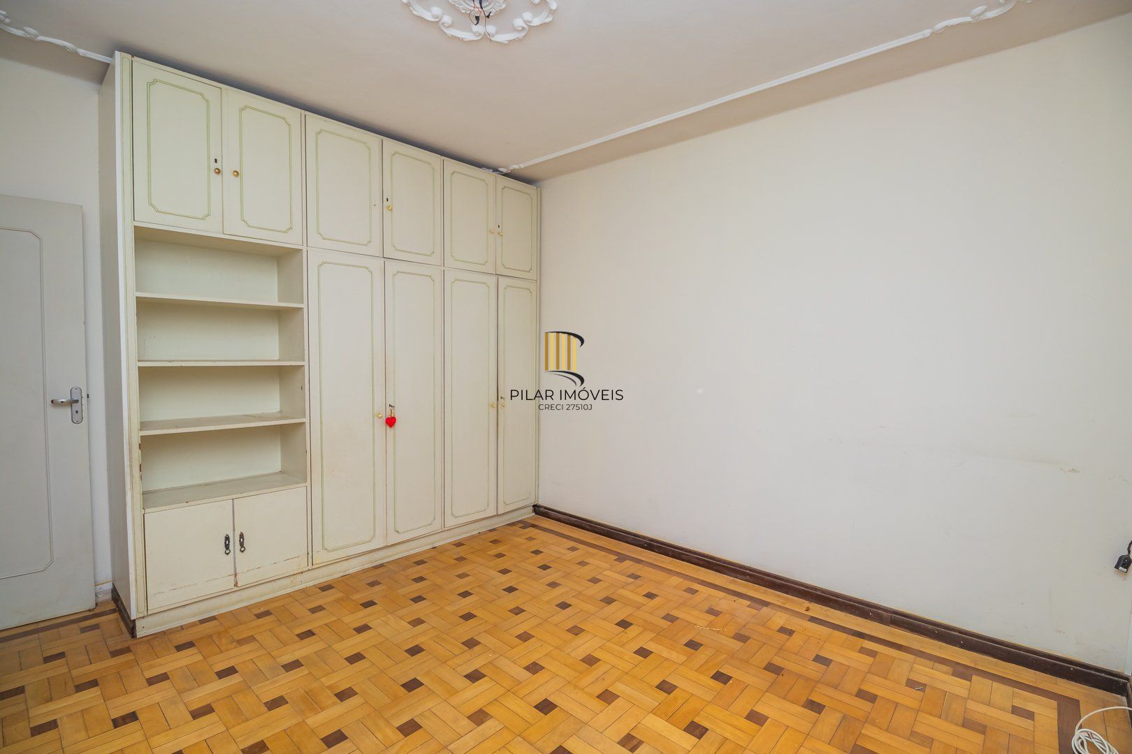 Apartamento a venda com 3 quartos e 90m² no Bairro Auxiliadora
