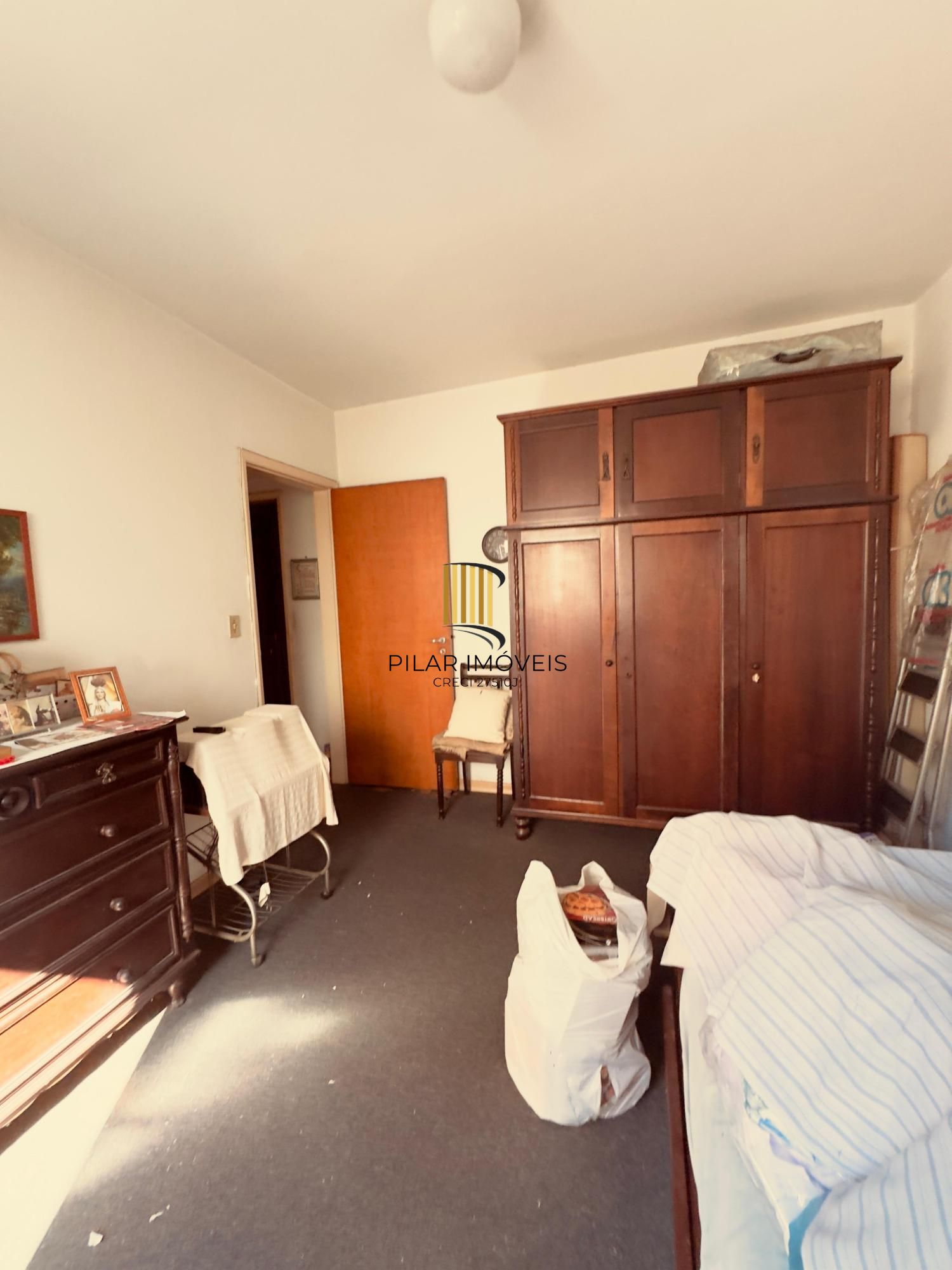 Apartamento 3 dormitórios com suíte 135m2 Floresta, Moinhos de Vento