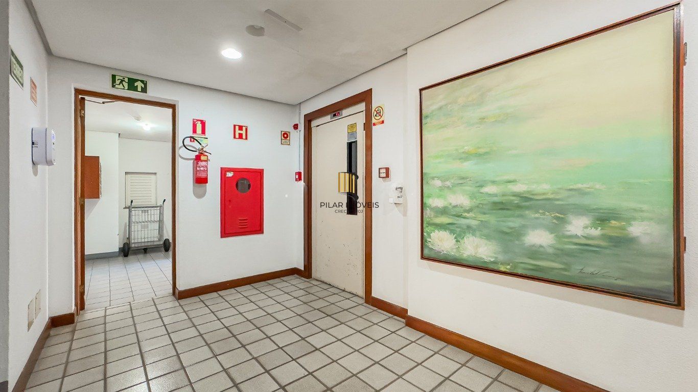 Apartamento com 2 quartos, 2 banheiros 1 vaga e elevador 73m²  na Boa Vista.