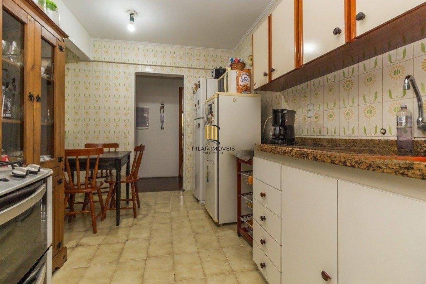 Apartamento com 3 quartos e 144m² à venda no bairro Auxiliadora