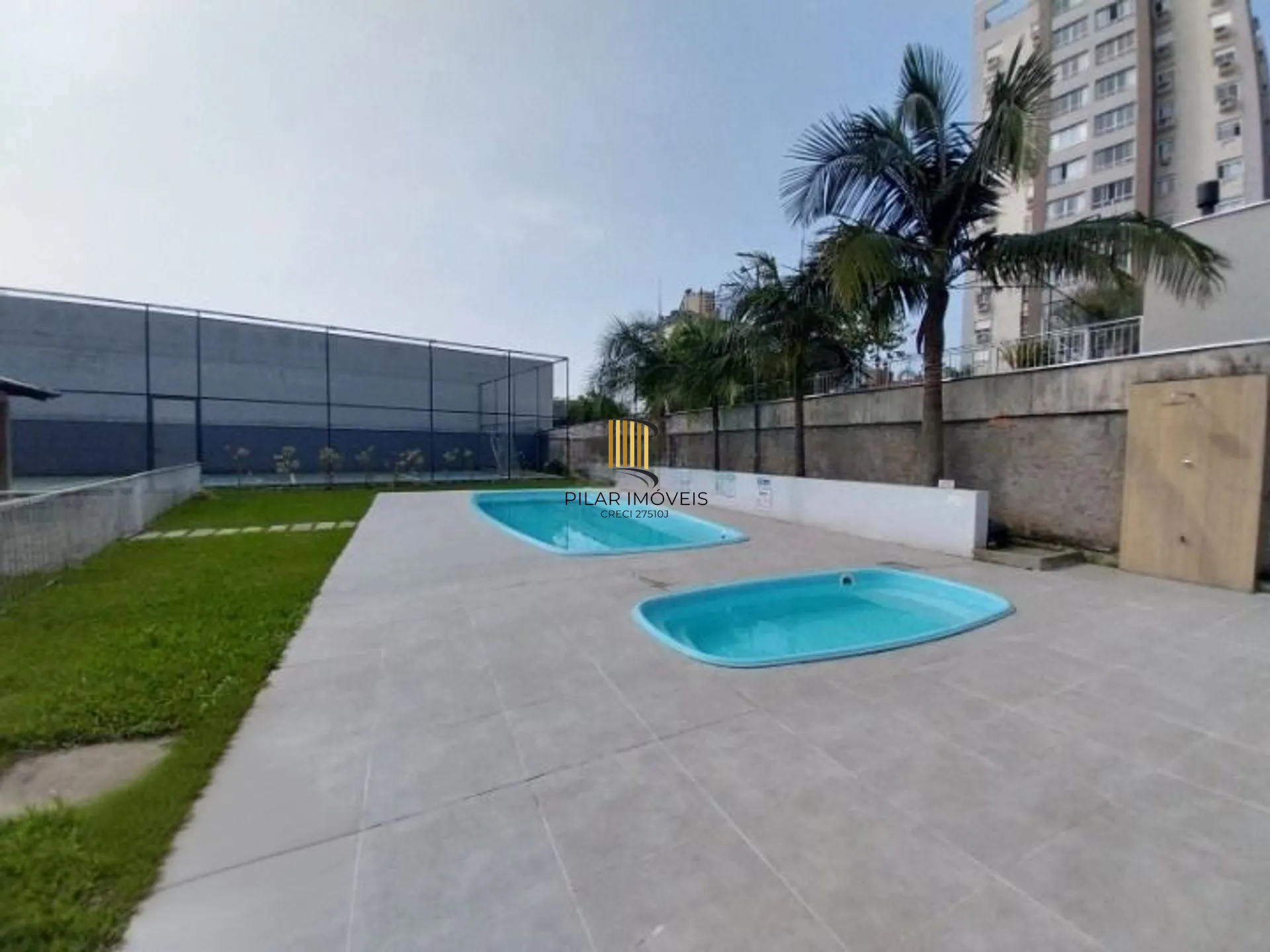 Apartamento de 3 dormitórios, elevador e 1 vaga de garagem em Canoas.