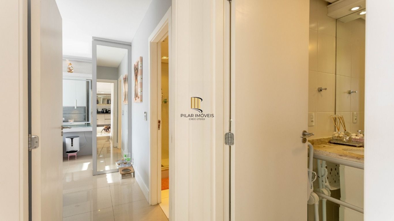 Apartamento semi mobiliado com 2 quartos de bairro Petrópolis