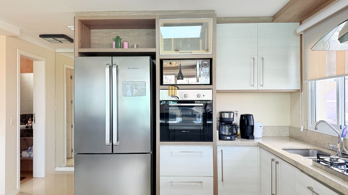 Apartamento de 3 dormitórios e 2 vagas de garagem em cachoeirinha.